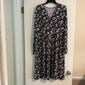 💙Faux Wrap Midi Dress 💜